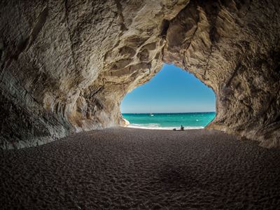 Höhle in Cala Gonone